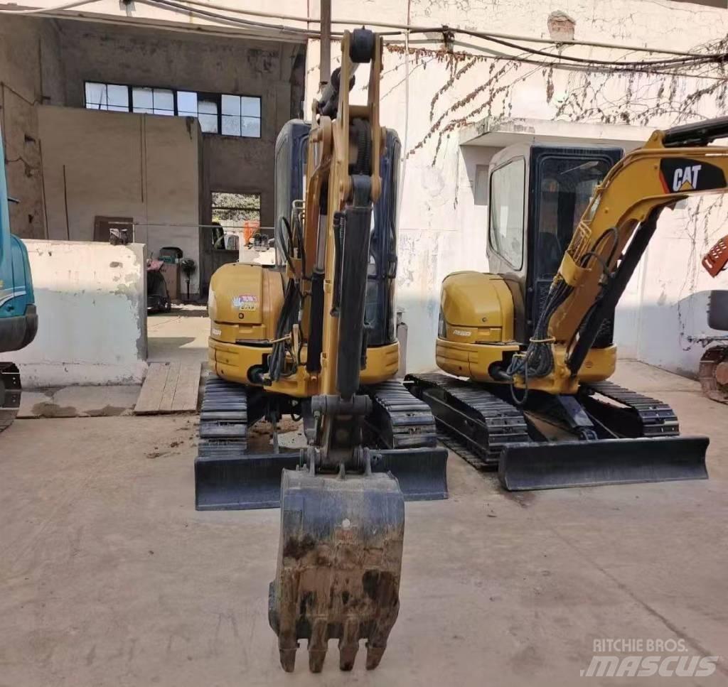 CAT 303 CR 小型挖土機/掘鑿機<7t(小型挖掘機)
