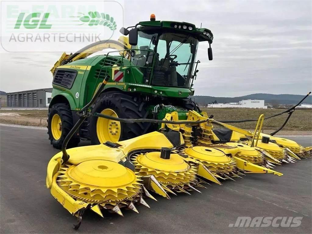 John Deere 9500i 自走式飼料採集機