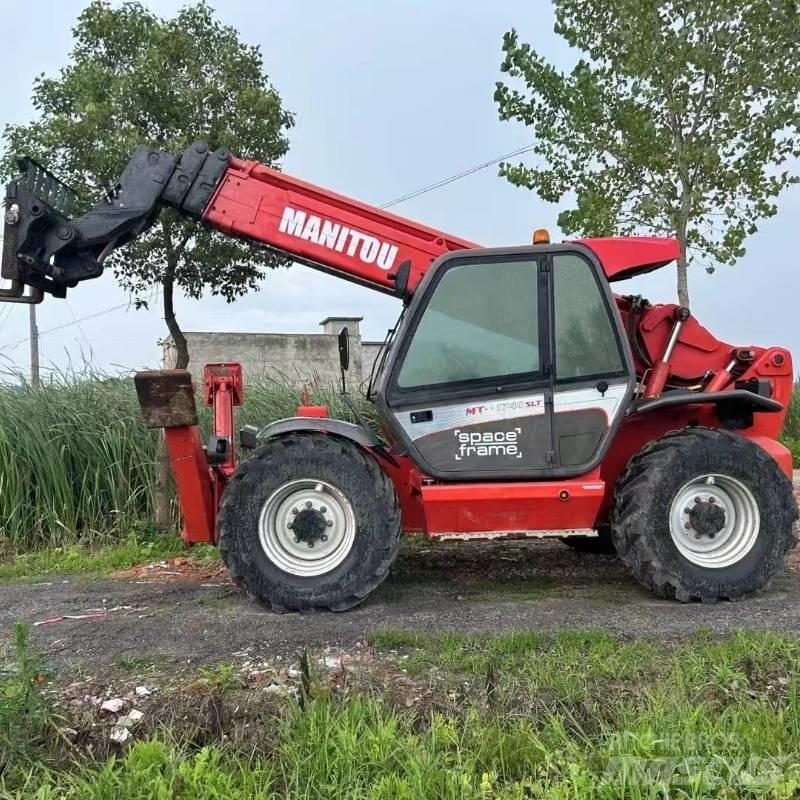 Manitou 1740 伸縮臂操作車