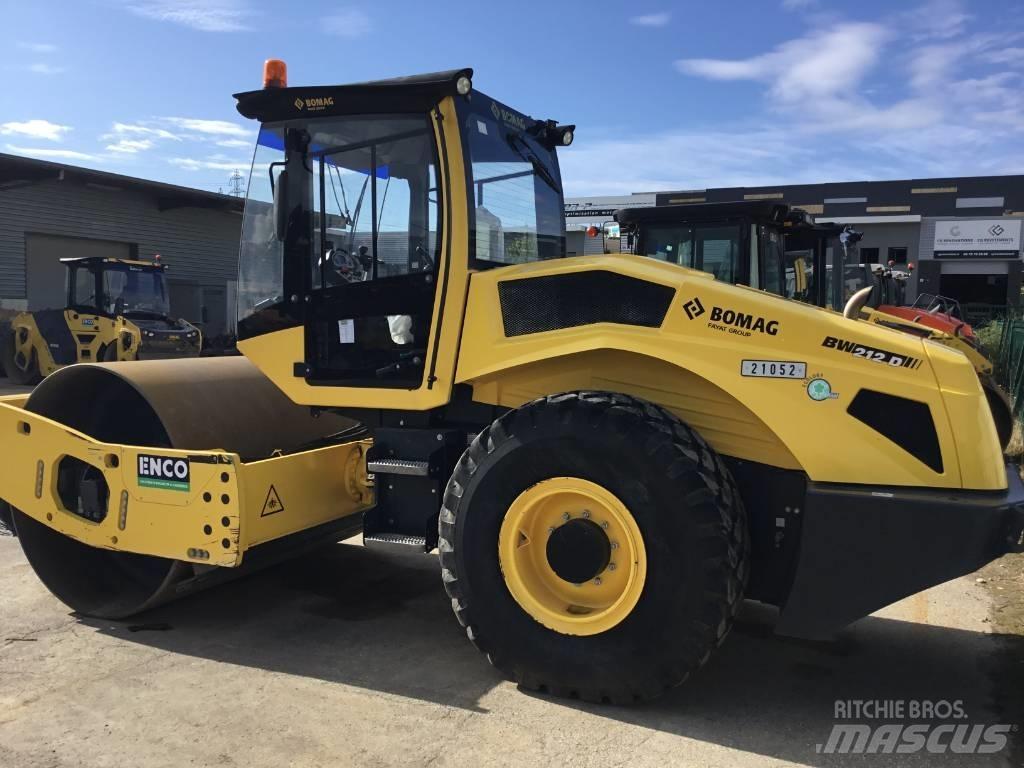 Bomag BW212D5 土壤壓實機