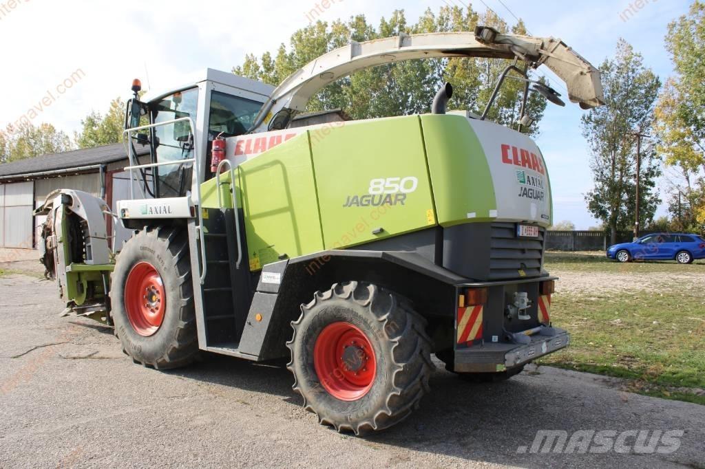 CLAAS Jaguar 850 自走式飼料採集機