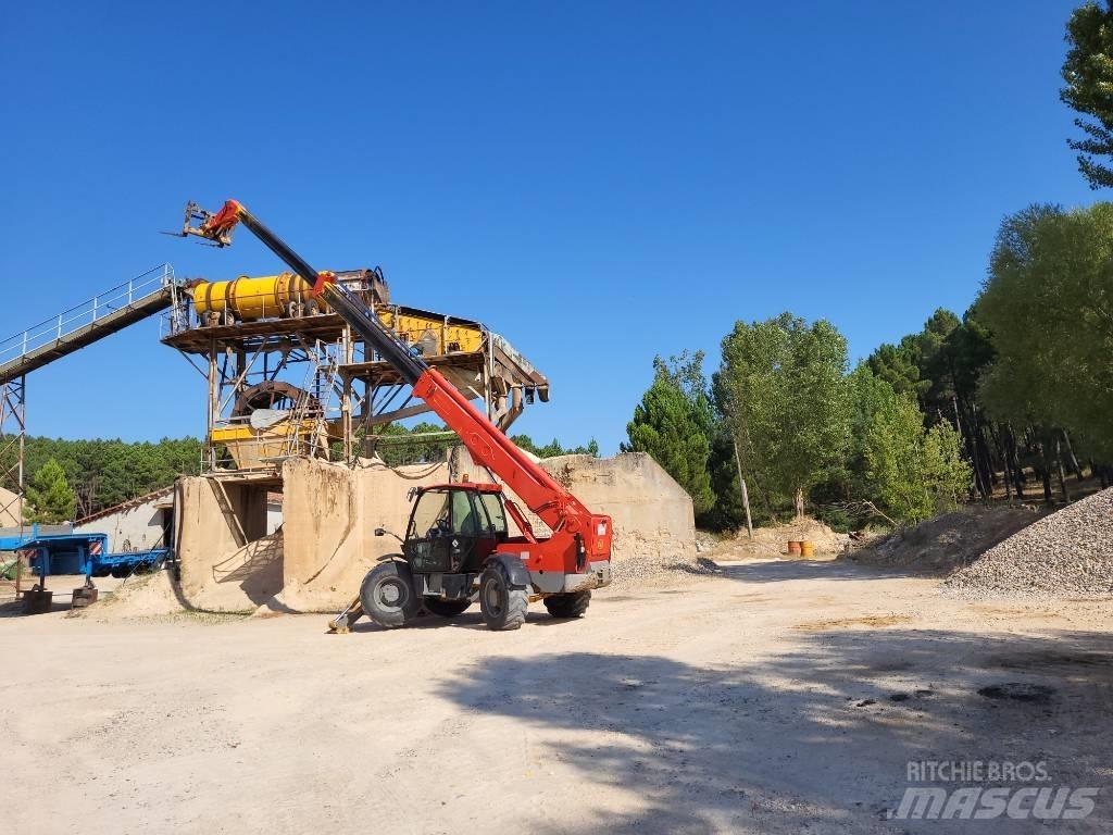 JCB 535-140 535-140 伸縮臂操作車