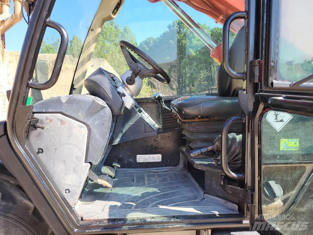 JCB 535-140 535-140 伸縮臂操作車