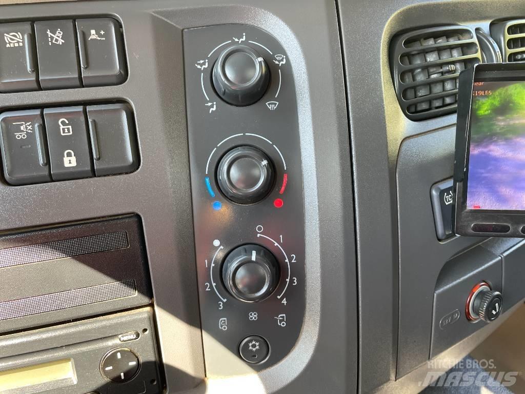 DAF LF 230 掃倉機