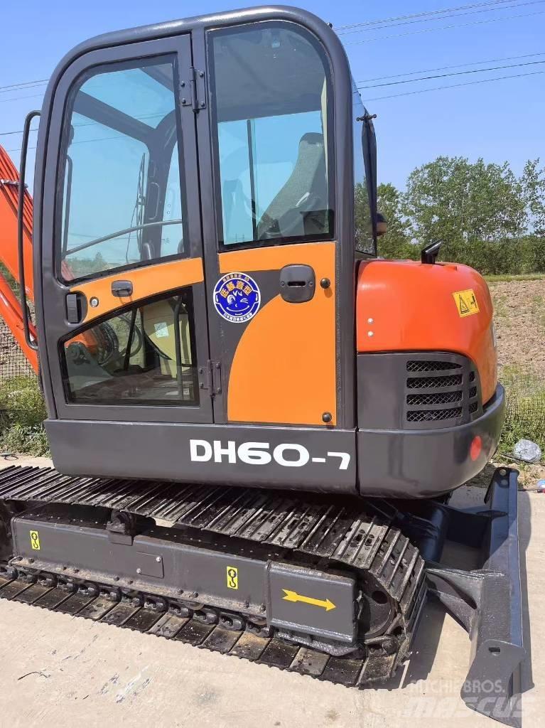 Doosan DH 60-7 小型挖土機/掘鑿機<7t(小型挖掘機)