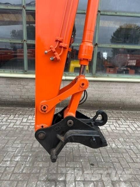 Hitachi ZX 135 US 履帶式 挖土機/掘鑿機/挖掘機