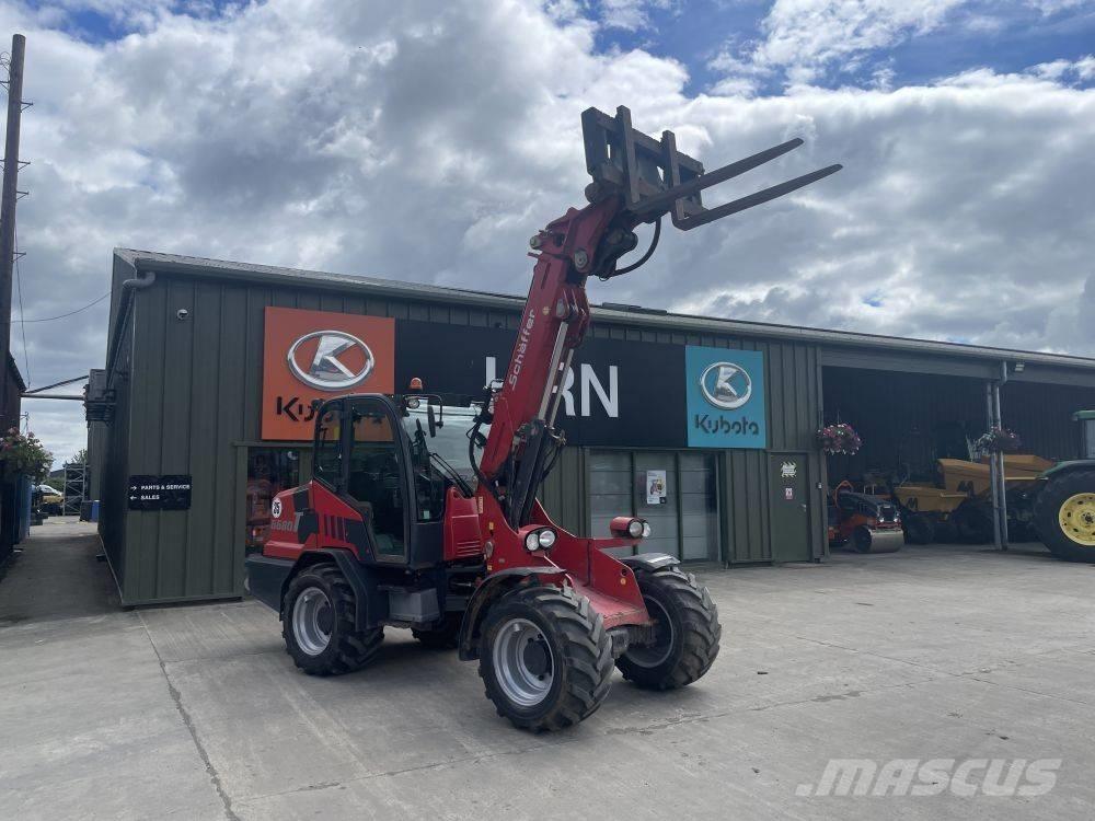 Schäffer 6680T 農業用伸縮臂裝載機