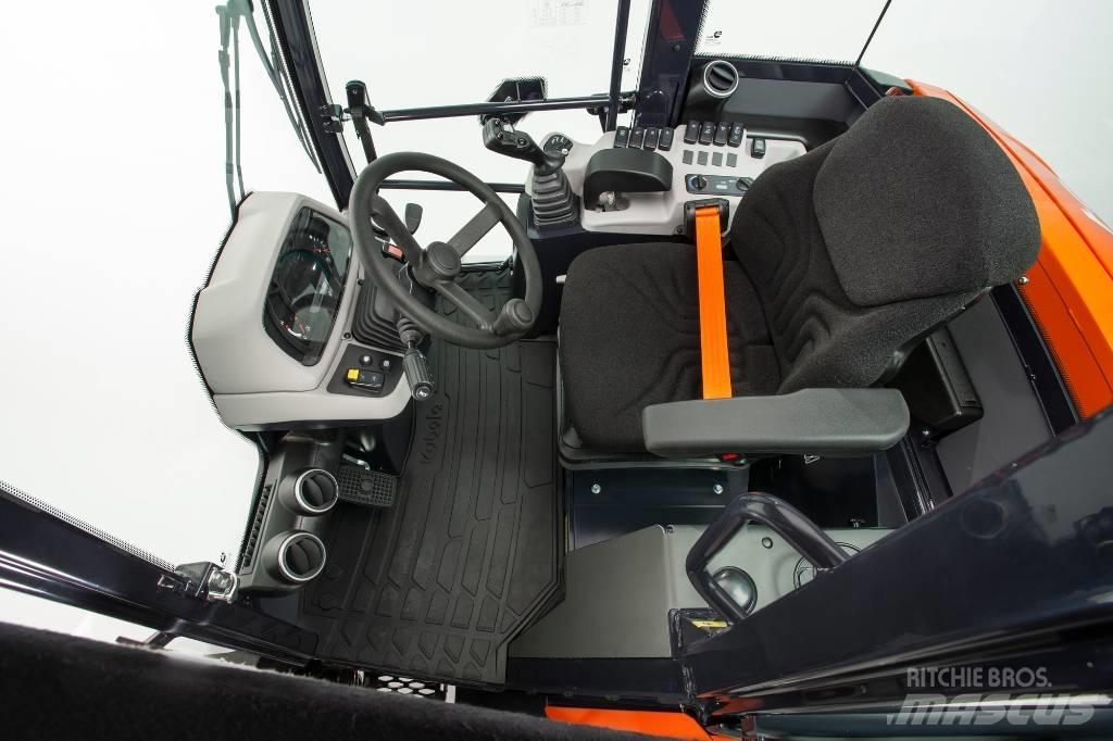 Kubota R 090 輪胎式裝載機