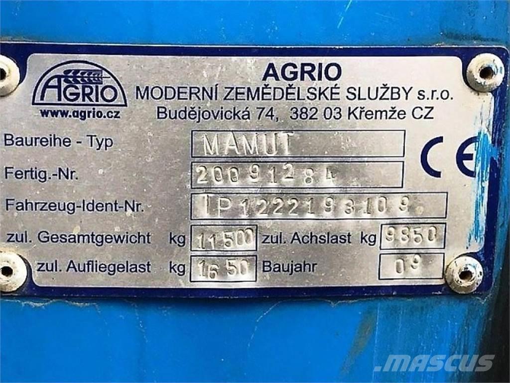 Agrio MAMUT 6036 牽引式噴霧機