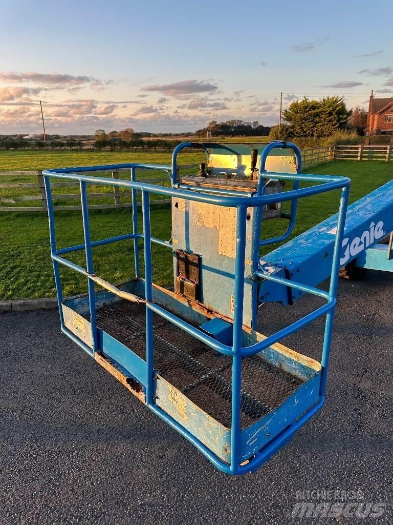Genie S 40 伸縮臂高空作業車