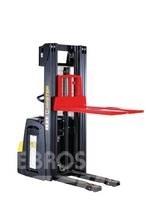 Hyster S1.4iL 行走控制式堆積機