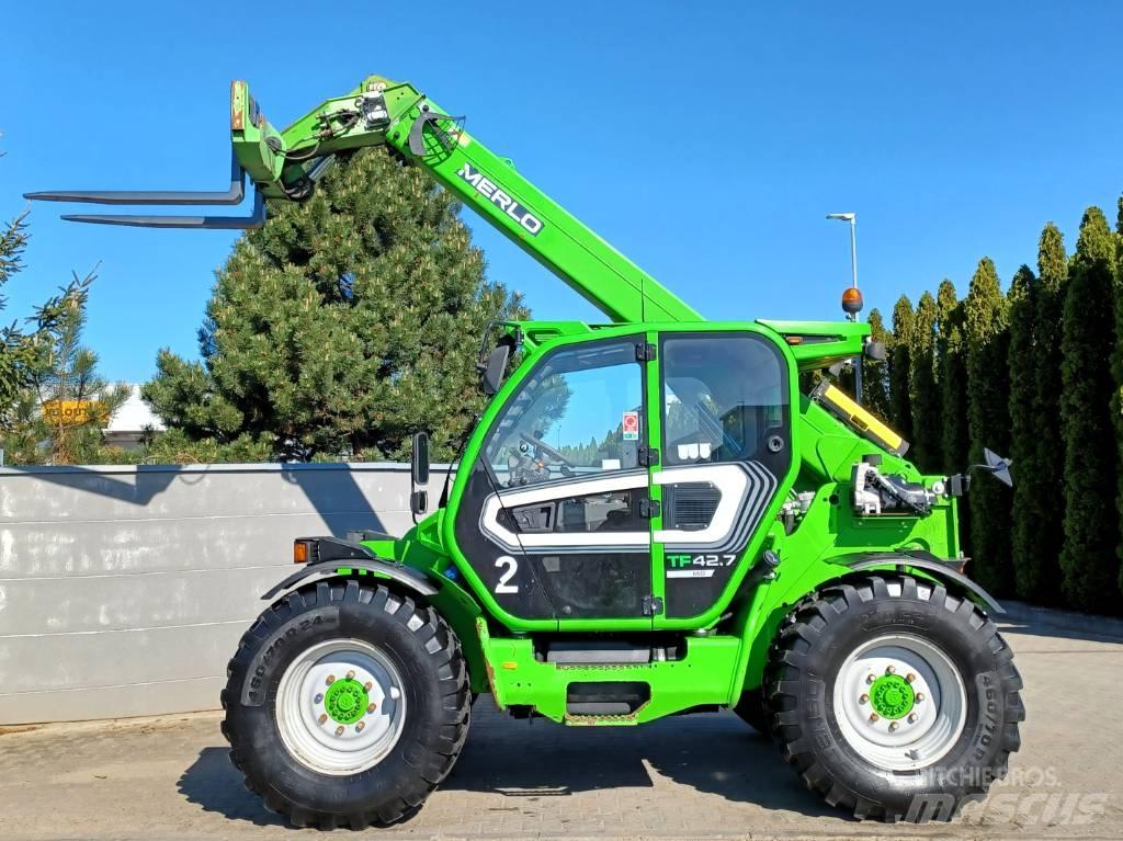 Merlo TF 42.7 伸縮臂操作車