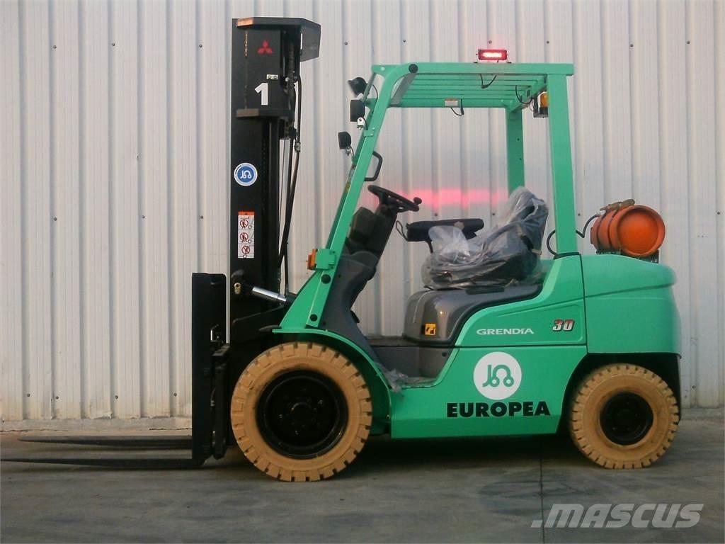 Mitsubishi FG30NTD 液化石油氣LPG卡車
