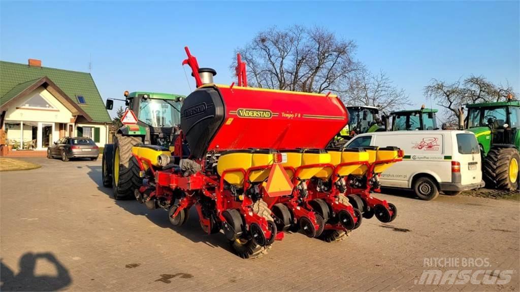 Väderstad Tempo F8 精密播種機