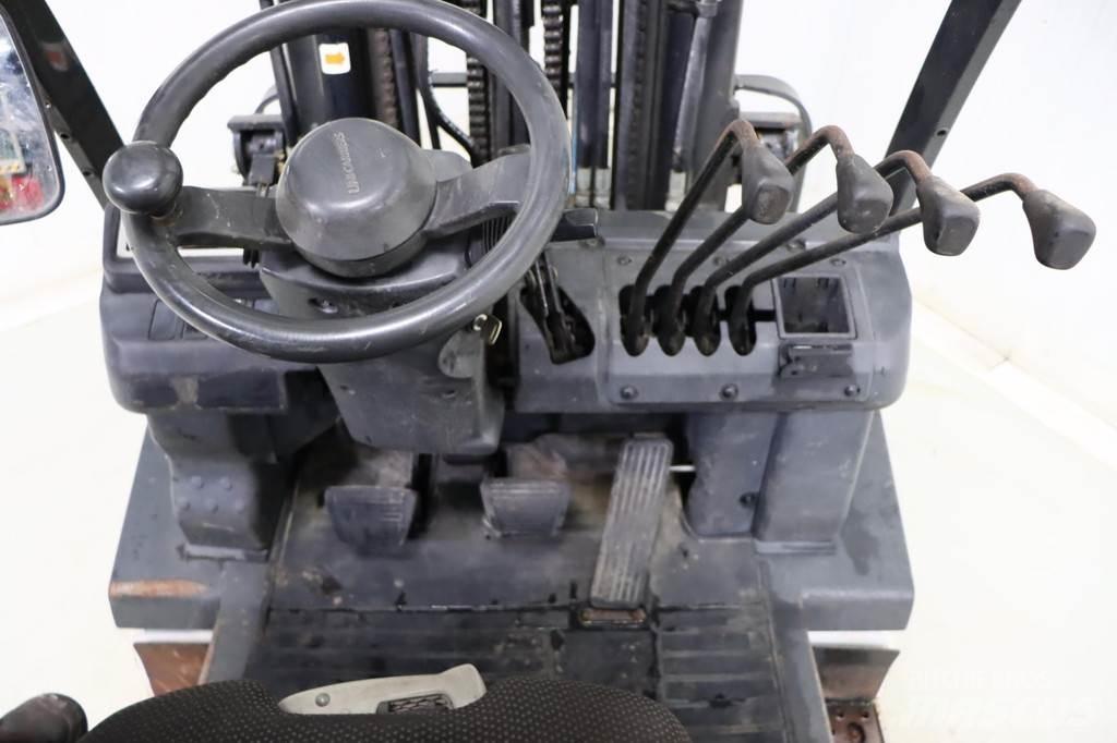 Nissan U1D2A20LQ 液化石油氣LPG卡車