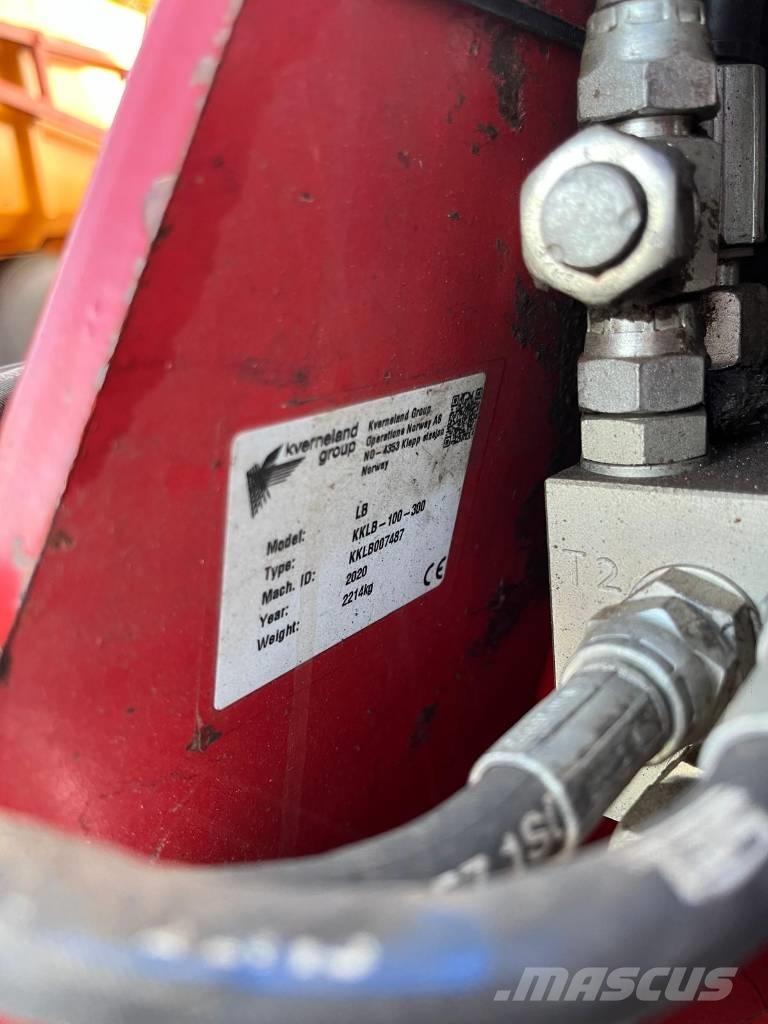 Kverneland LB100-300 雙向犁