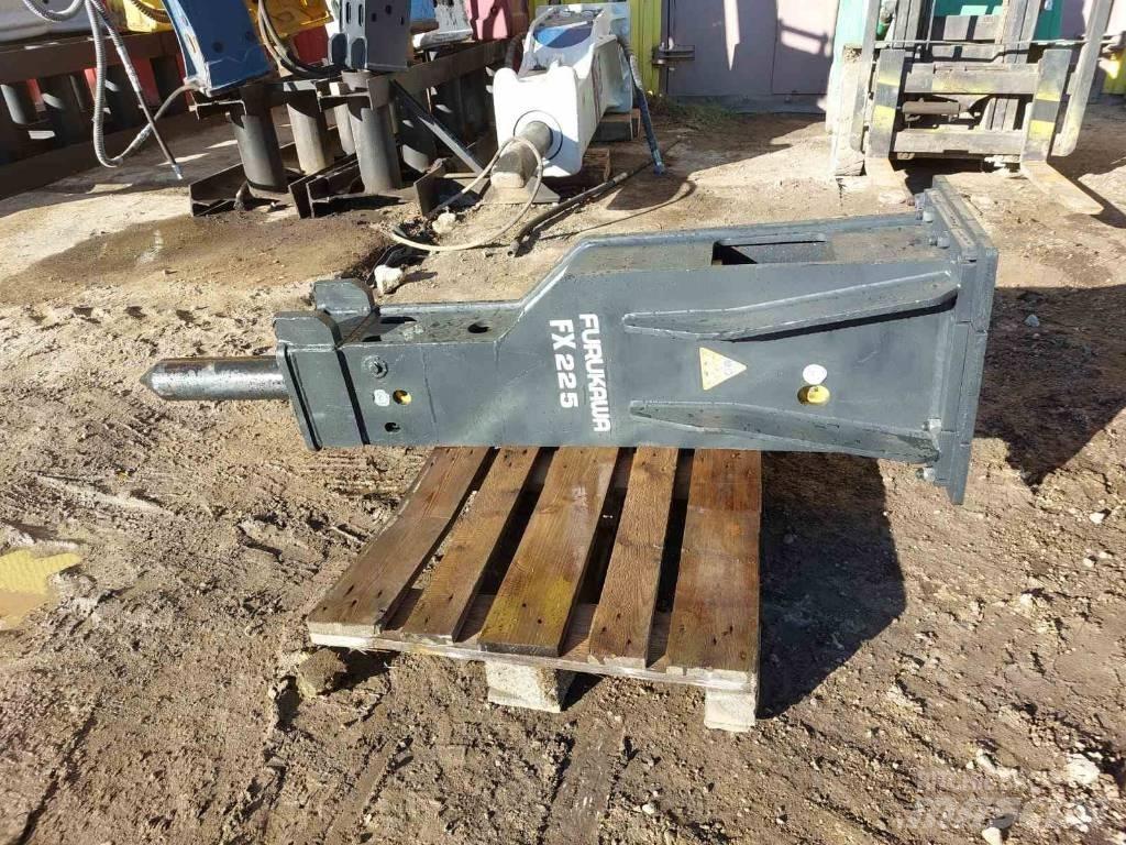 Furukawa FX 225 鐵鎚/碎石機