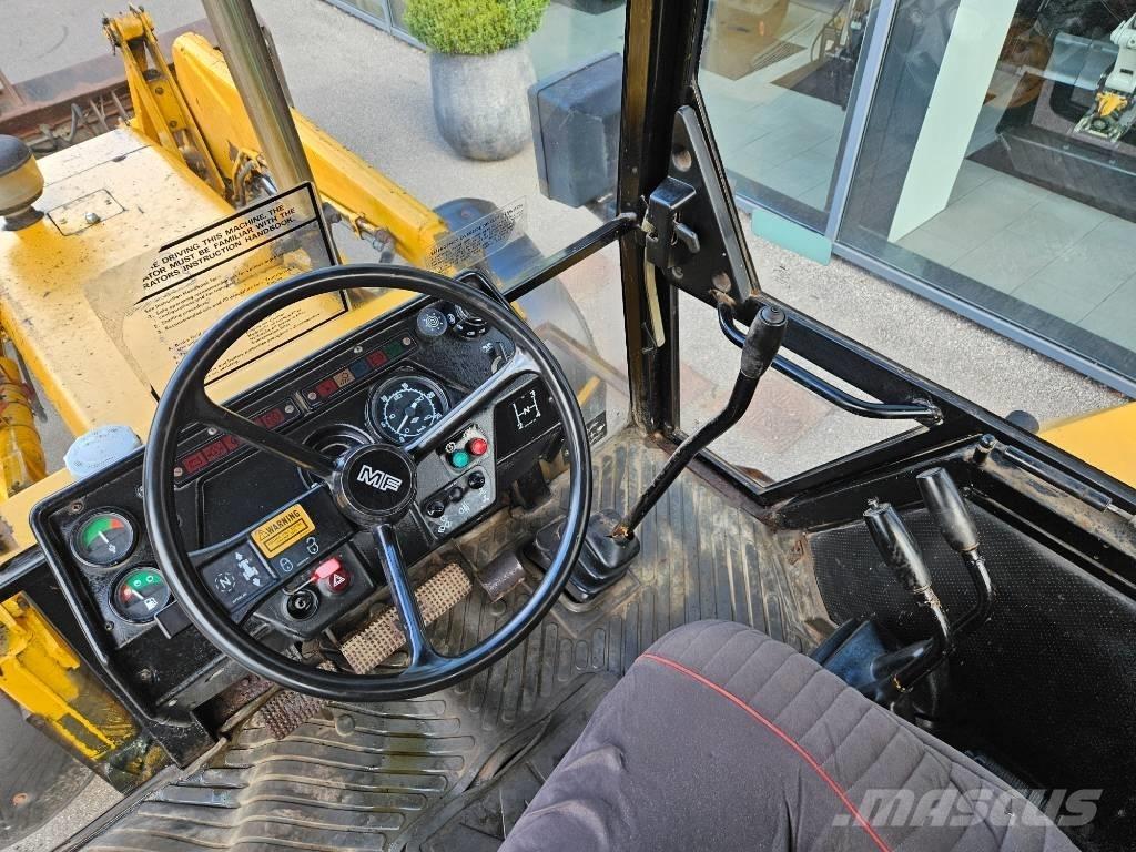 Massey Ferguson 50hx 反鏟裝載機