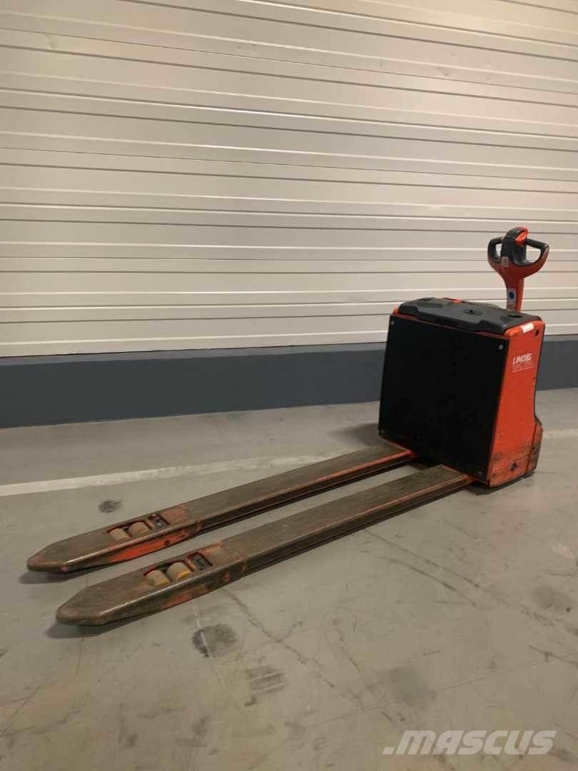 Linde T20 行走控制式堆積機