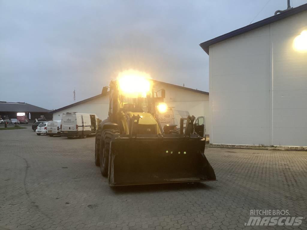 New Holland B 115 C 反鏟裝載機
