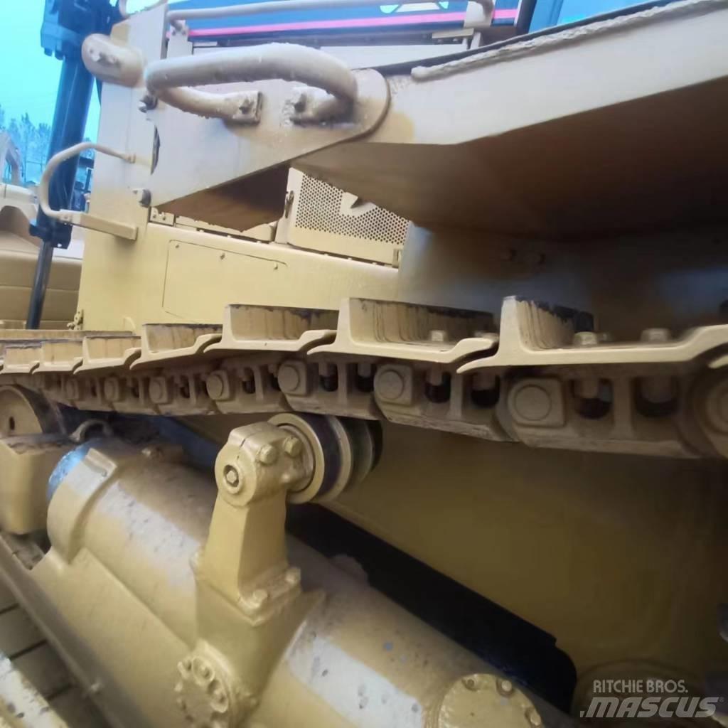CAT D 6 H 平土機