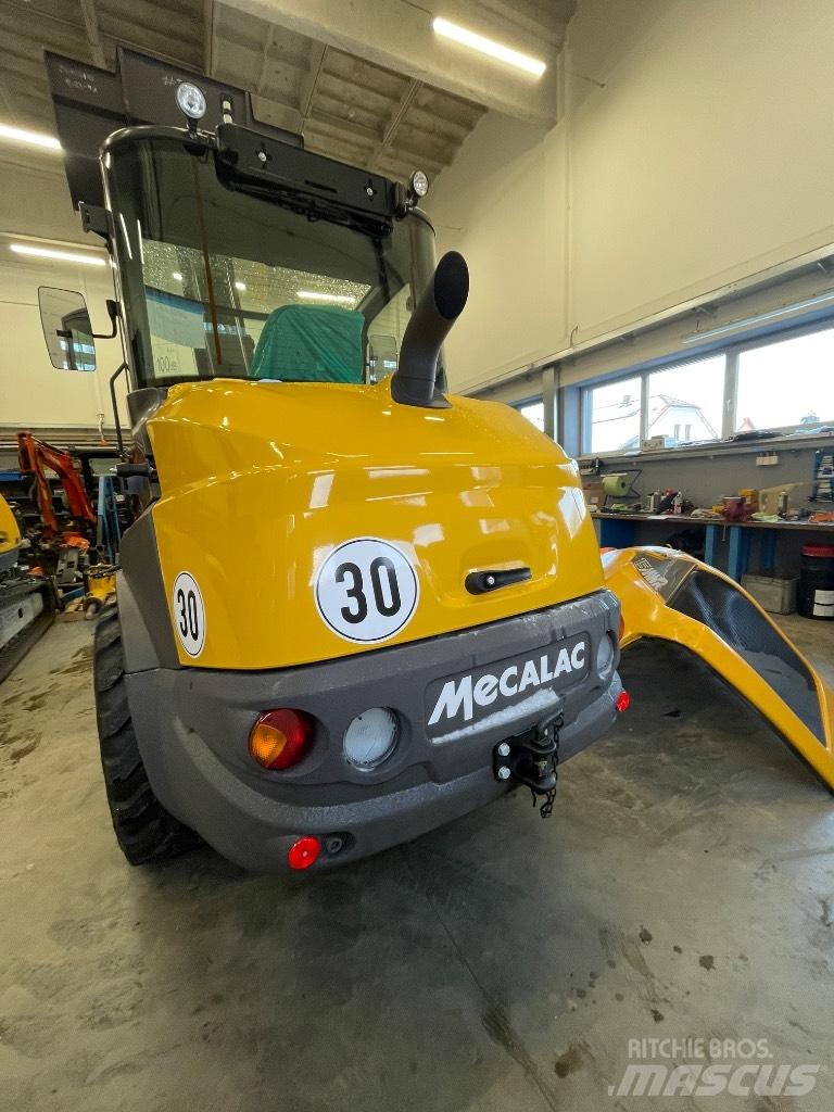 Mecalac AX 1000 輪胎式裝載機