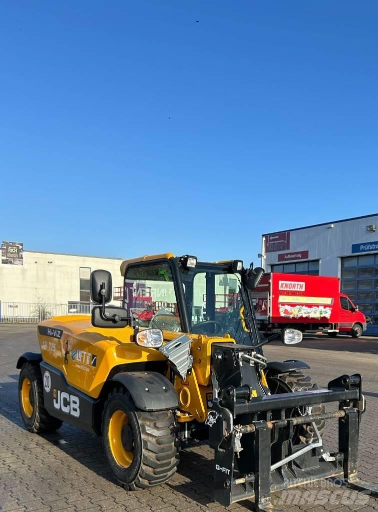 JCB 525-60 伸縮臂操作車