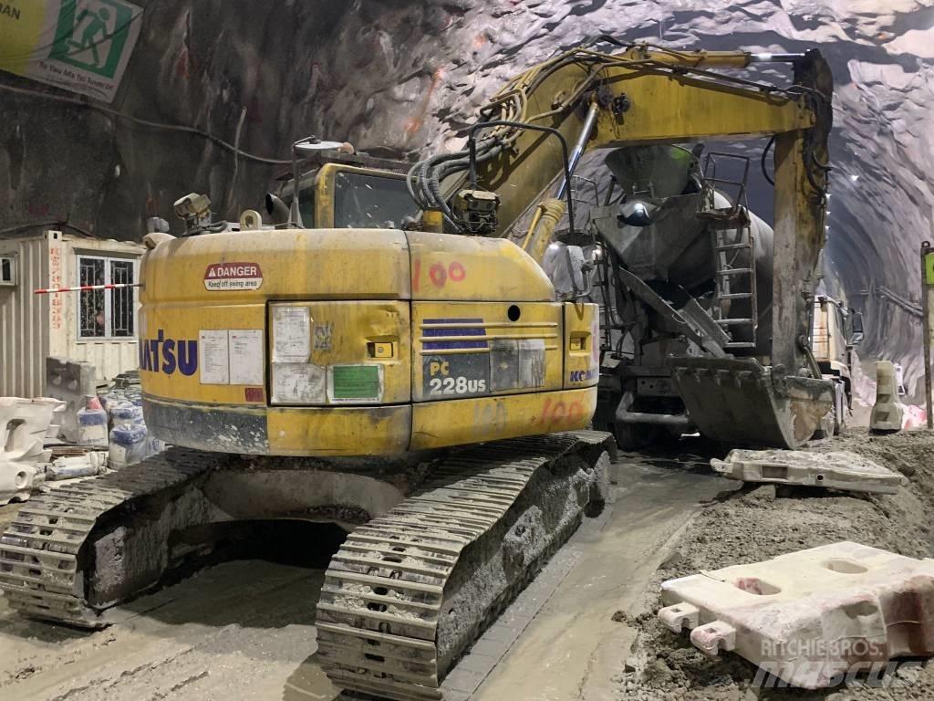 Komatsu PC228US-8 其他