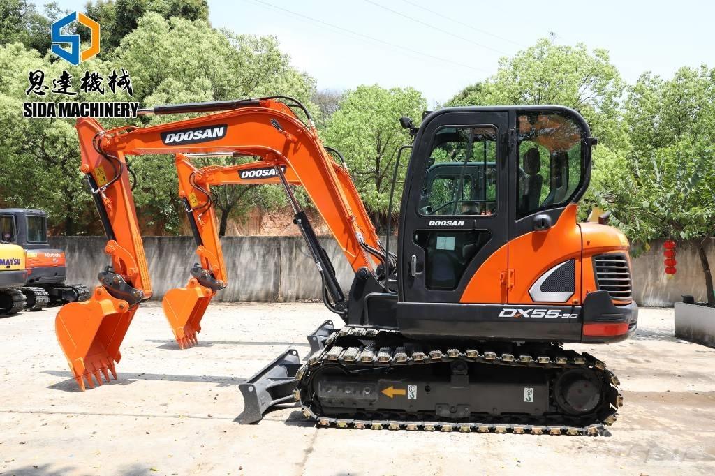 Doosan DX 55-9 C 小型挖土機/掘鑿機<7t(小型挖掘機)