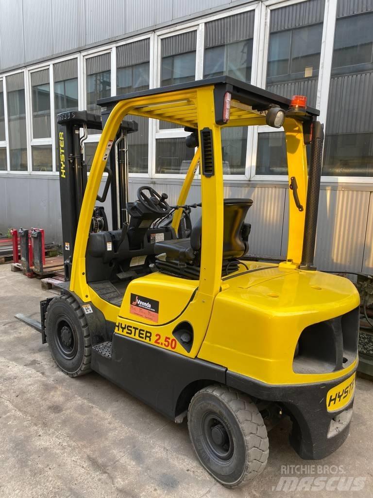 Hyster H2.50FT 柴油卡車
