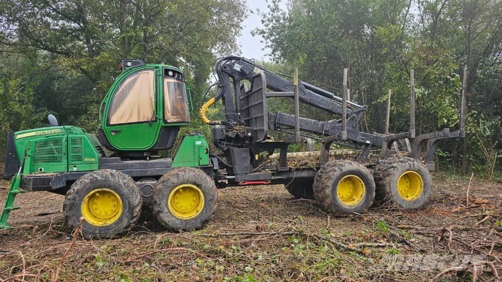 John Deere 1110 E 集運機