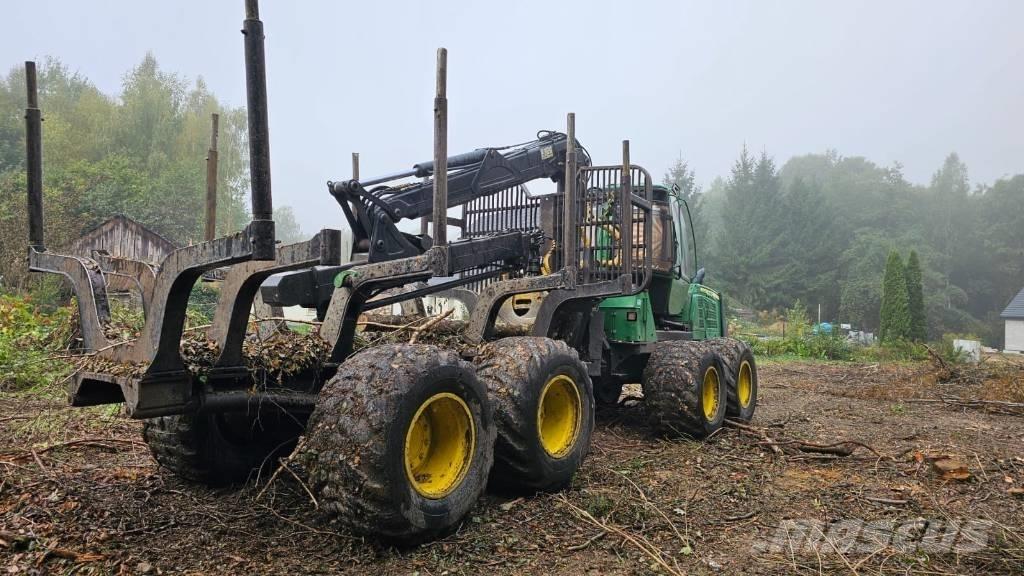 John Deere 1110 E 集運機