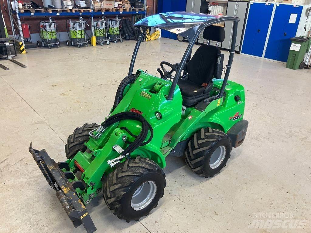 Avant 528 多功能裝載機