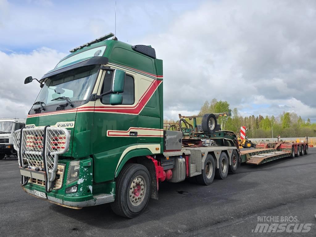Volvo FH 16 700 8x4 曳引機組件