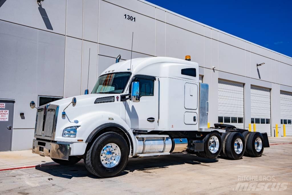 Kenworth T 880 曳引機組件