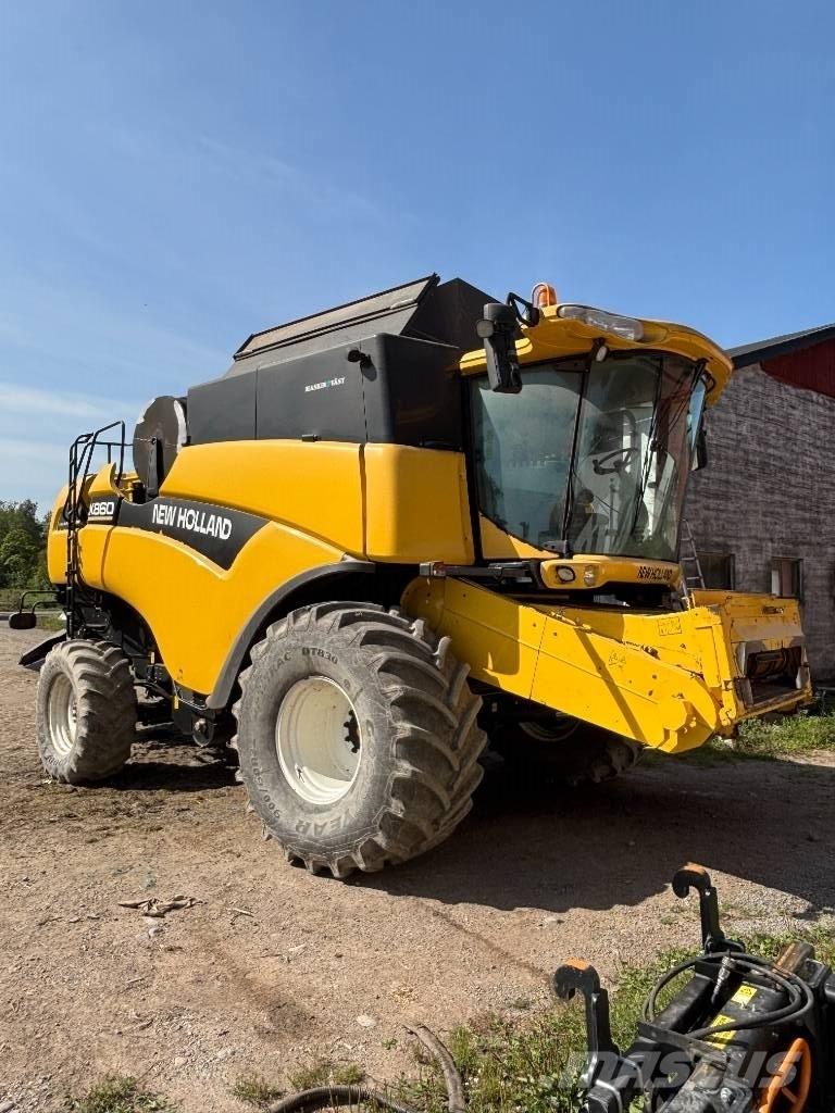 New Holland CX 860 聯合收穫機
