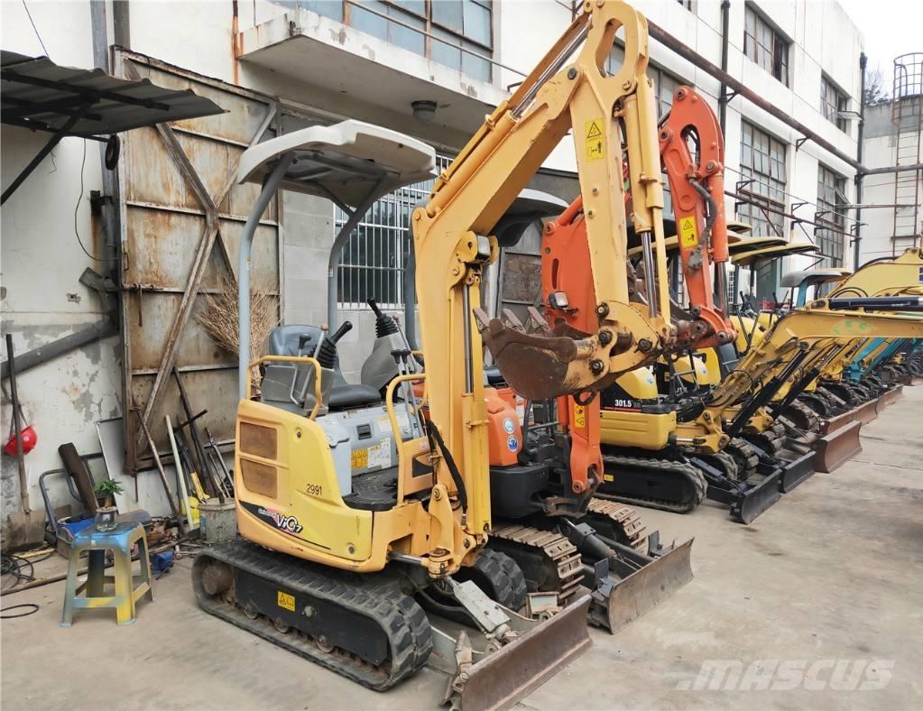 Yanmar VIO17 小型挖土機/掘鑿機<7t(小型挖掘機)