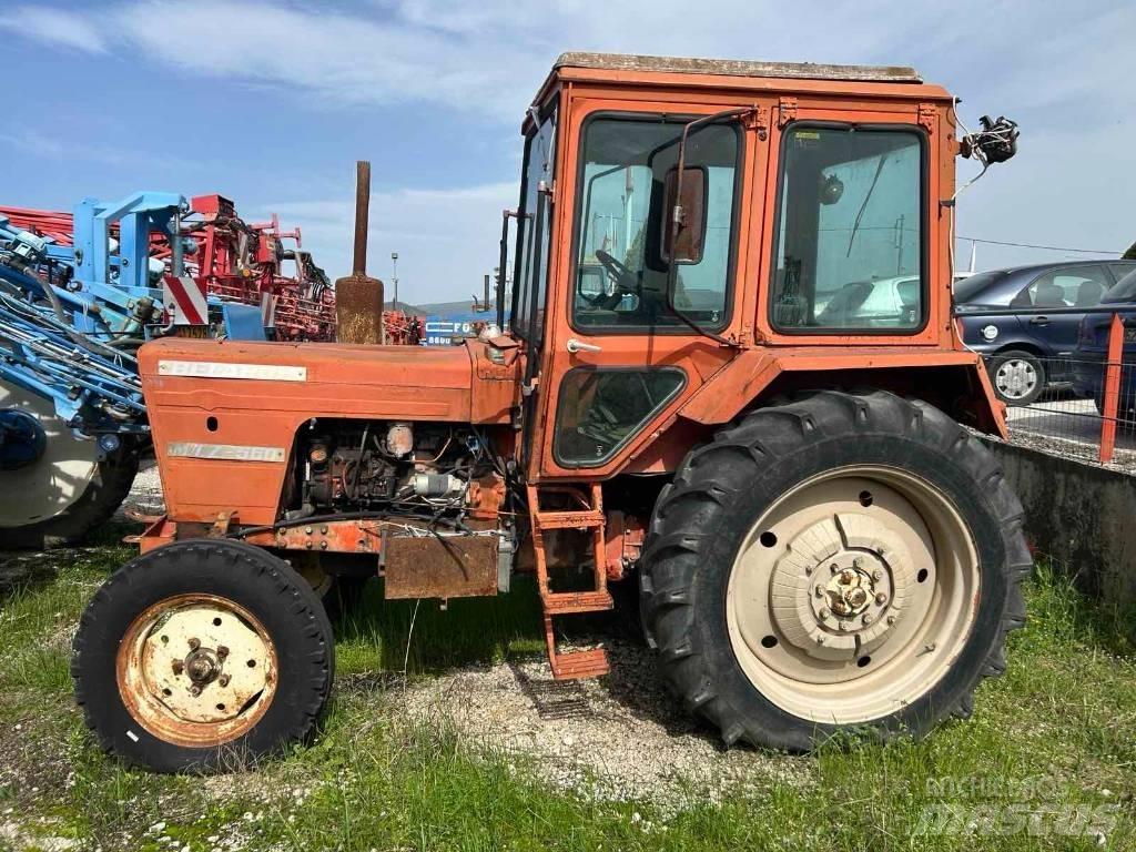 Belarus MTZ 560 曳引機