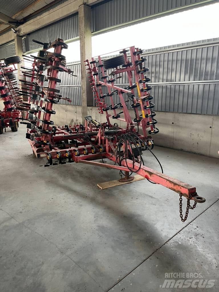 Väderstad NZA600 耙車