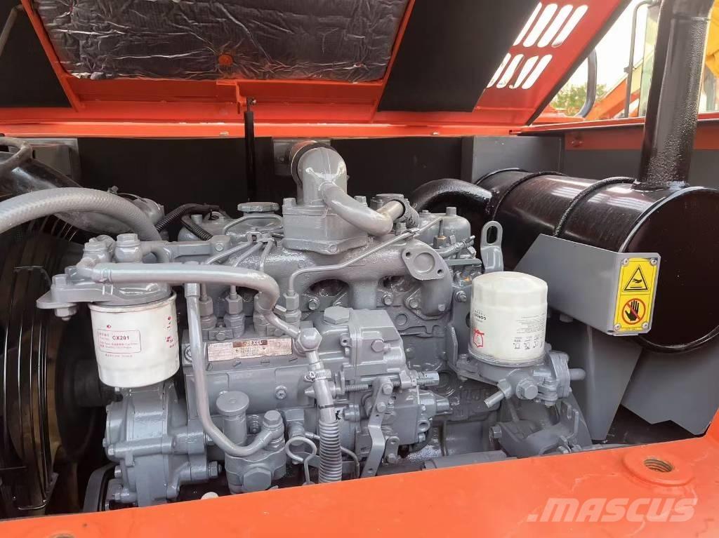 Hitachi ZX 70 中型挖土機/掘鑿機/挖掘機 7t-12t