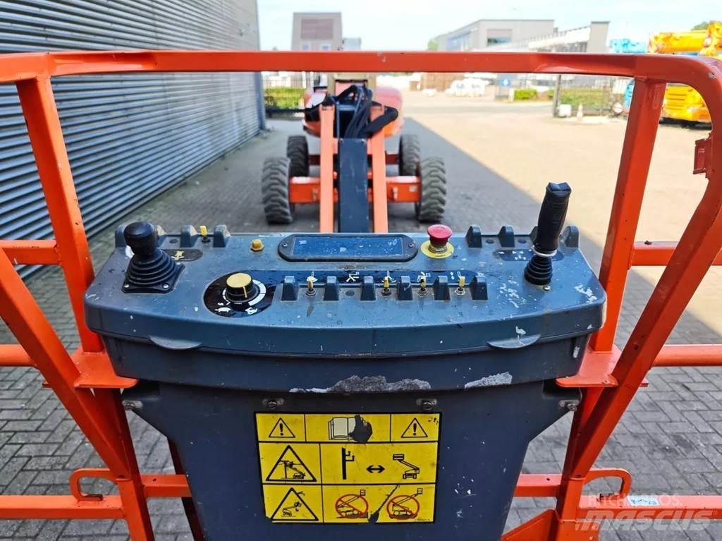 JLG E600 JP 曲臂高空作業車