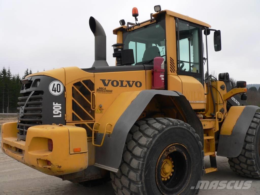 Volvo L 90 F 輪胎式裝載機