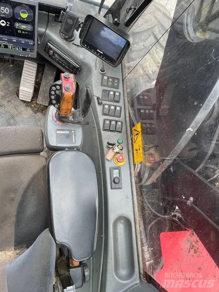 Komatsu 931.1 收穫機