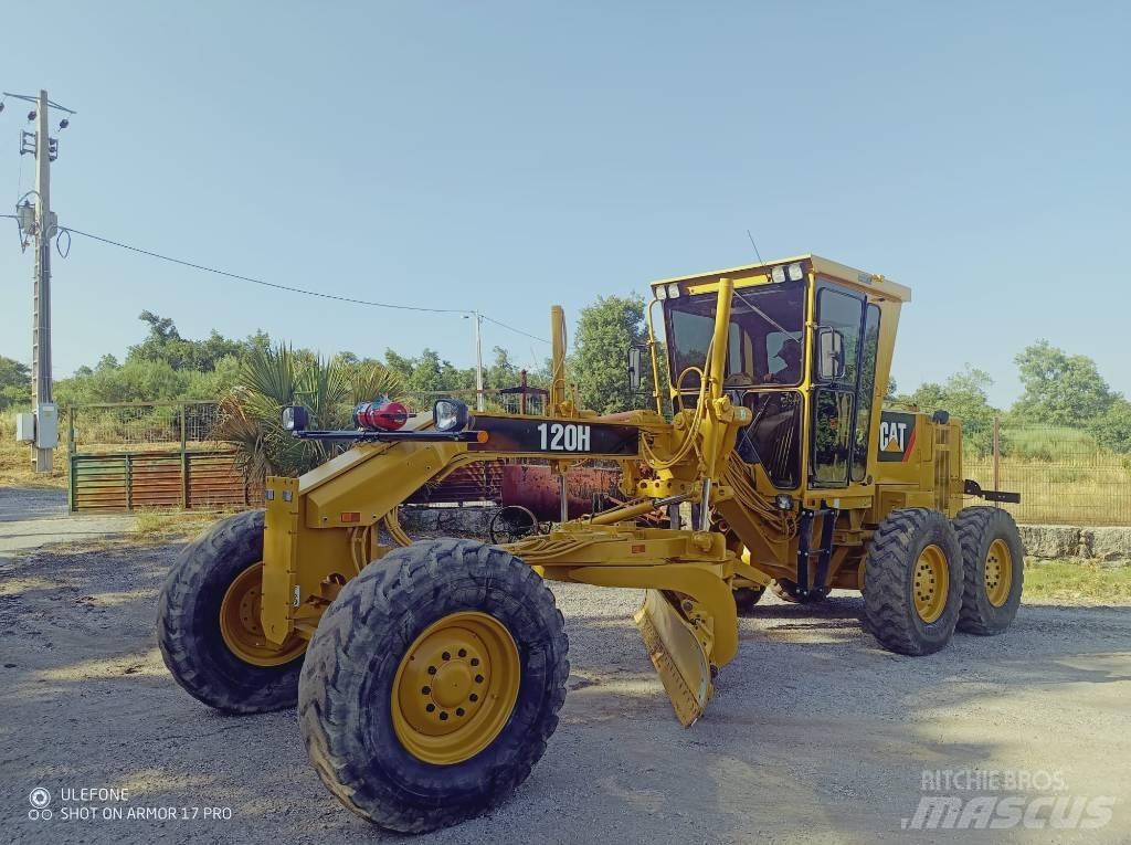 CAT 120 H 平土機