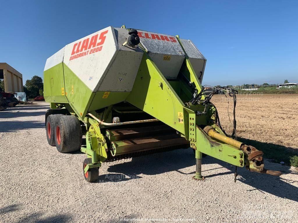 CLAAS Quadrant 2200 方形打捆機