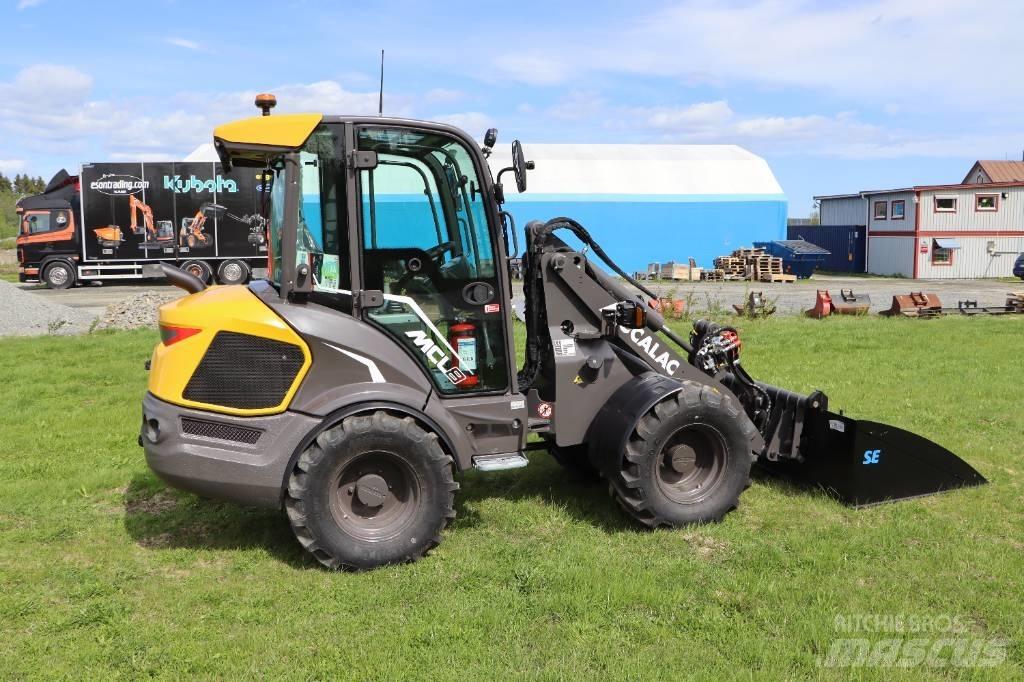 Mecalac MCL8 小型裝載機
