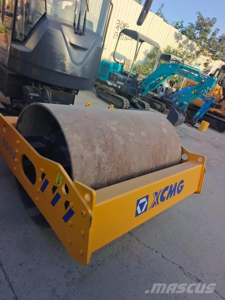 XCMG XS 800J 單輪滾壓機