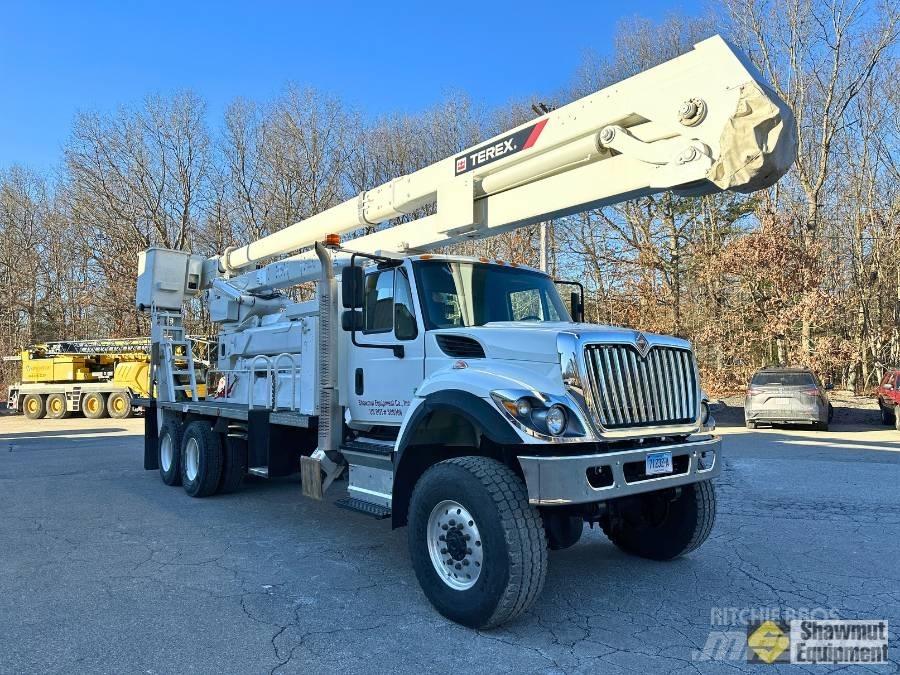 Terex RMX75-100 卡車裝載高空作業車