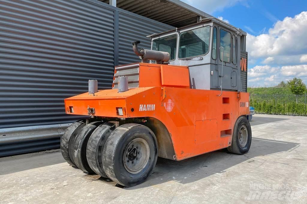 Hamm GRW 24 膠輪滾壓機