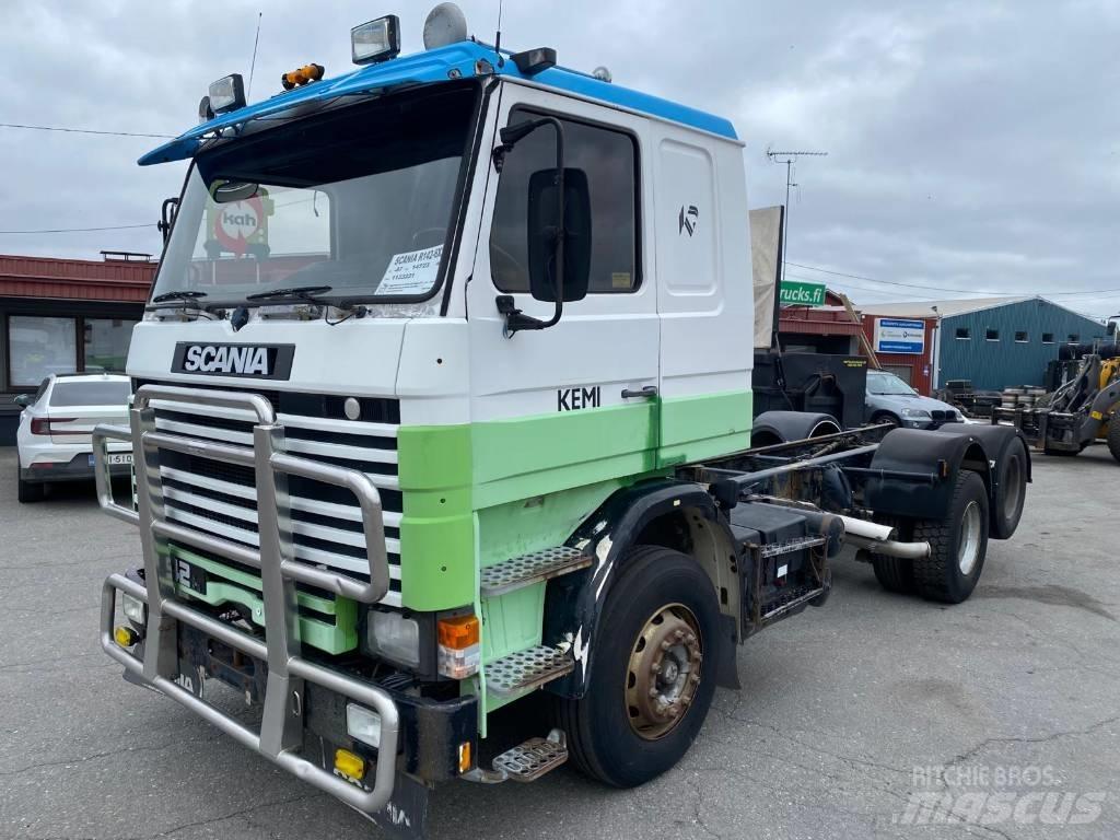 Scania R 142 商用底盤車